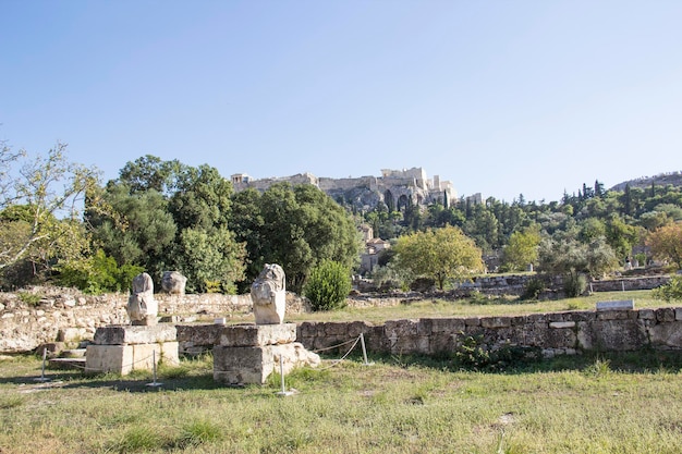 Atena Archegetis znajduje się po zachodniej stronie rzymskiej agory w Atenach w Grecji