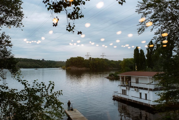 Atmosferyczne ciepłe żarówki opakowane