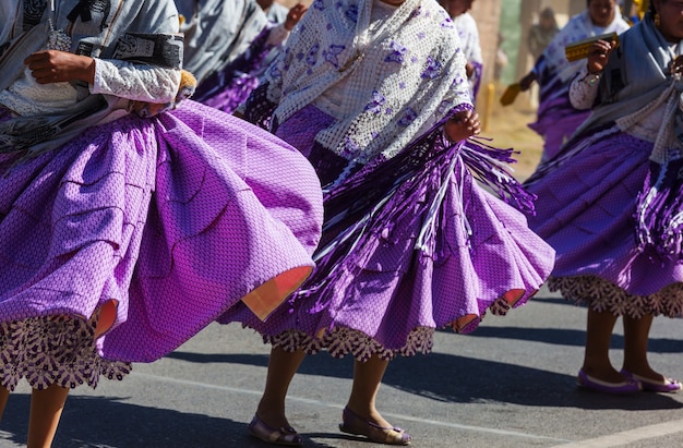 Zdjęcie autentyczny taniec peruwiański