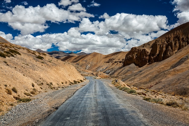 Autostrada Trans-Himalajska Manali-Leh. Ladakh, Jammu i Kashm