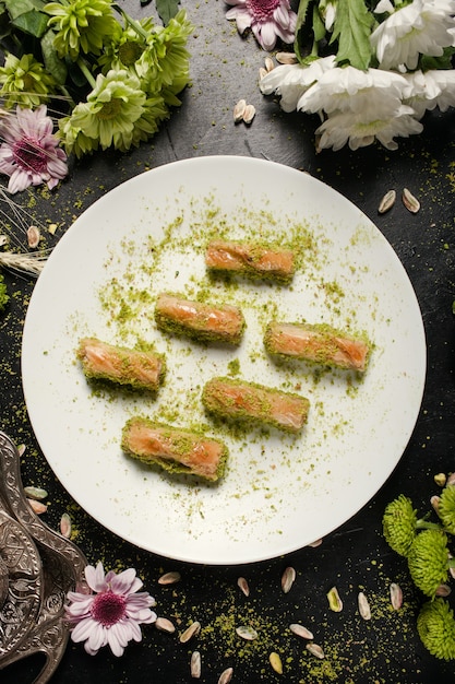 Baklava Tradycyjny Orientalny Deser. Słodka Koncepcja Tła Tureckiego Jedzenia