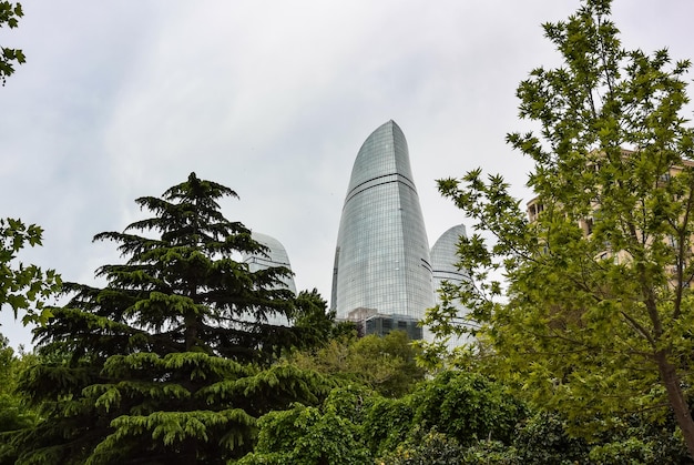 Baku Azerbejdżan Maj 2019 Flame Tower Hotel Największy Budynek W Stolicy Azerbejdżanu Ulice Baku