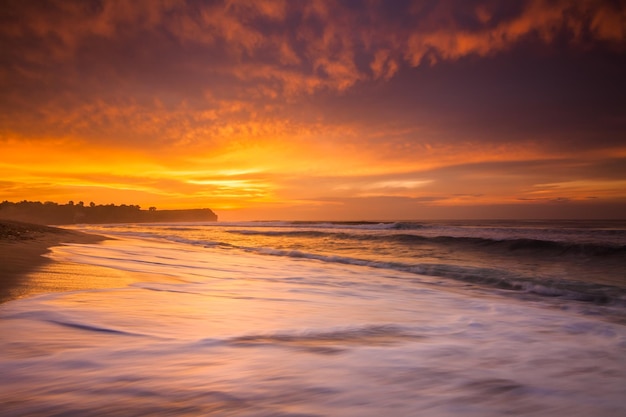 Balangan Beach na Bali Indonezja natura wakacje tło