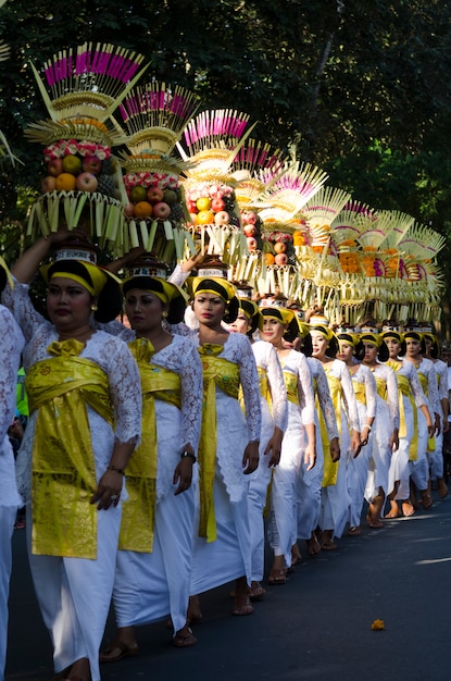 Balijski festiwal tańca w Indonezji