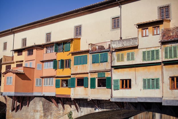 Balkon domu Ponte Vecchio Florencja