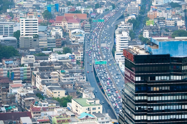 BANGKOK 20 grudnia 2013 Widok na Bangkok z wysokości 50 pięter hotelu Lebua Tower