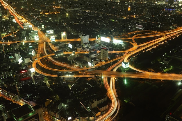 Bangkok Expressway i Highway widok z góry w nocy