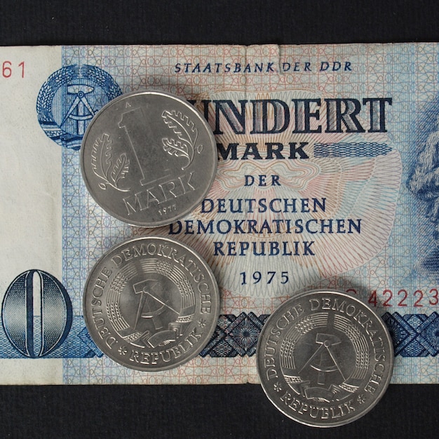 Banknot DDR Mark