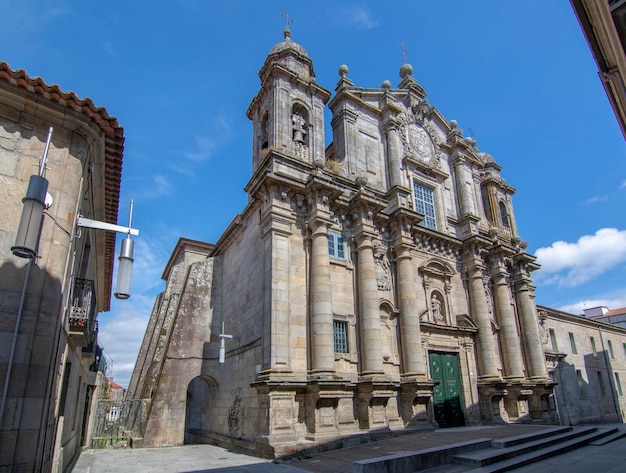 Barokowy kościół San Bartolome w Pontevedra