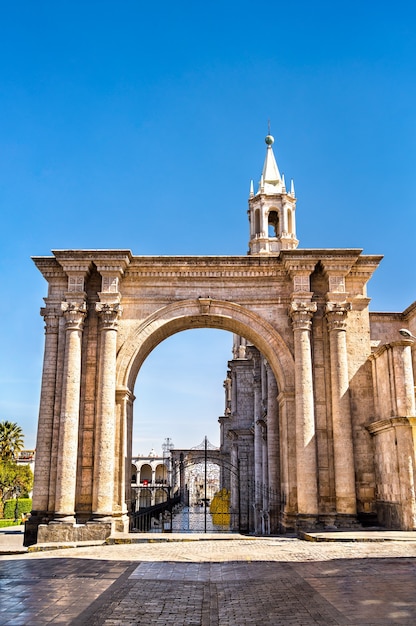 Bazylika katedralna na plaza de armas arequipa w peru