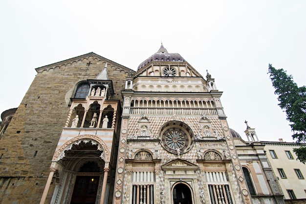 Bazylika Santa Maria Maggiore i kaplica Colleoni w Bergamo we Włoszech