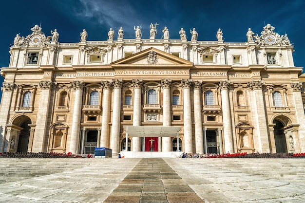 Bazylika Świętego Piotra lub San Pietro w Watykanie Rzym Włochy