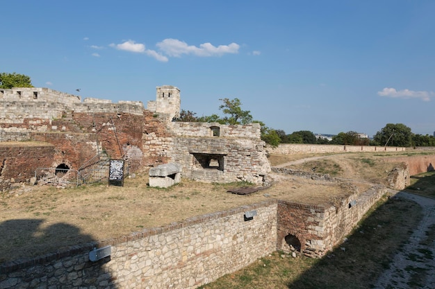 Belgrad Serbia 31 lipca 2017 Mur twierdzy i fosa Twierdzy Belgrad