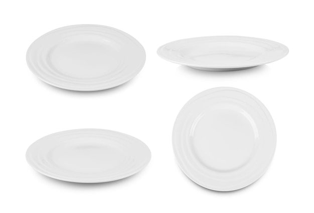 Bezpośrednio powyżej ujęcie płyt ceramicznych na białym tle