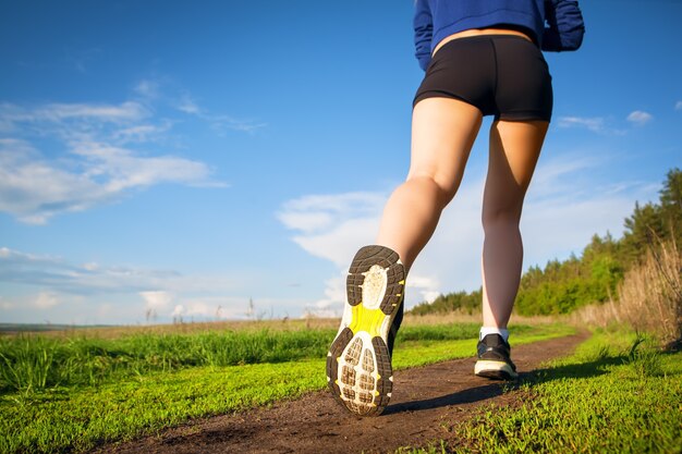 Bieganie Na świeżym Powietrzu Trening Jogging Kobieta