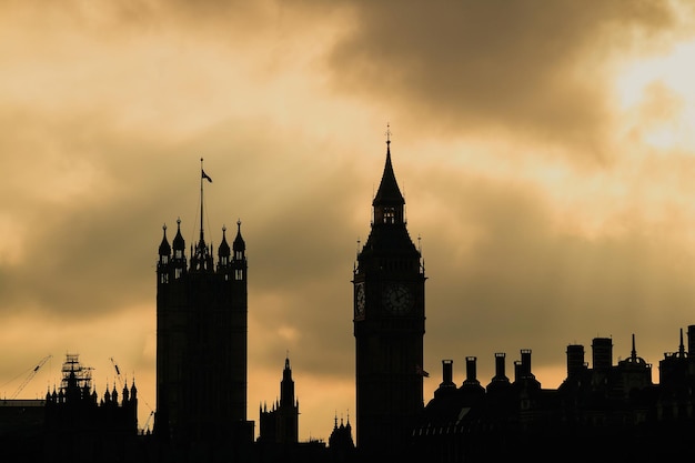 Big Ben i budynki parlamentu w Londynie