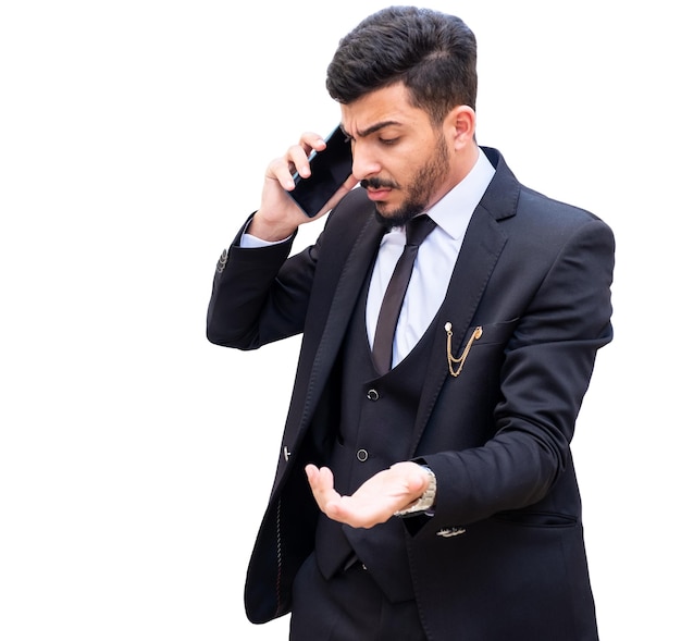 Biznesmen kłócący się i omawiający pracę przy użyciu telefonu komórkowego