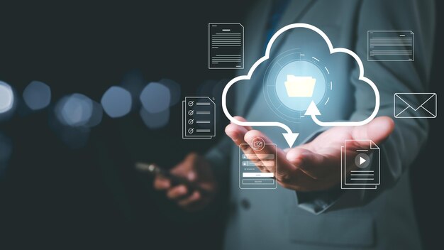 Biznesmen zajmujący się wirtualnym przetwarzaniem w chmurze dla zarządzania dokumentami online Innowacyjna technologia Wiedza Poszukiwanie nowego pomysłu na rozwój cyfrowego systemu dokumentów cyfrowe przechowywanie plików DMS
