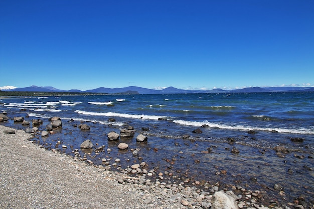 Blue Lake Taupo w Nowej Zelandii