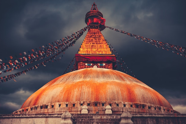 Bodhnath stupa w Kathmandu dolinie, Nepal