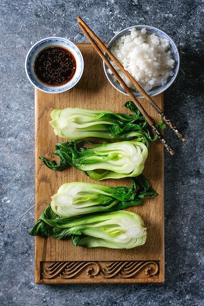 Bok choy z ryżem