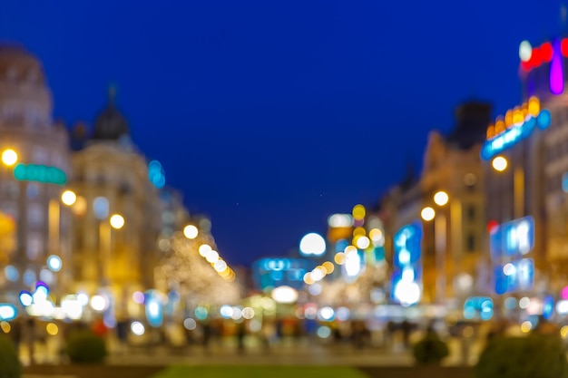 Bokeh zdjęcie Placu Wacława nocą Praga