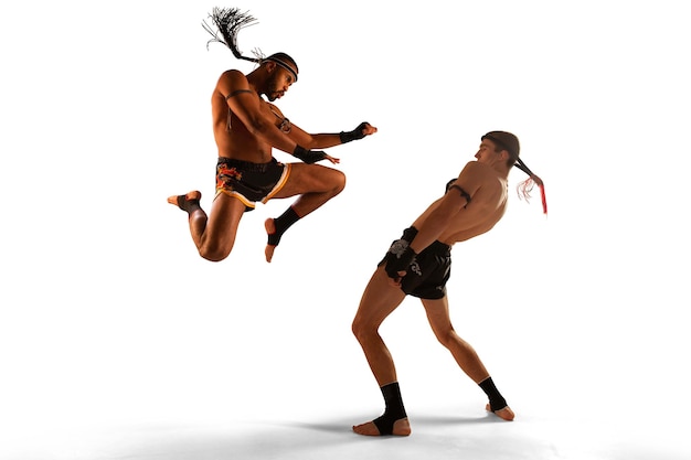 Bokserki muay thai thai