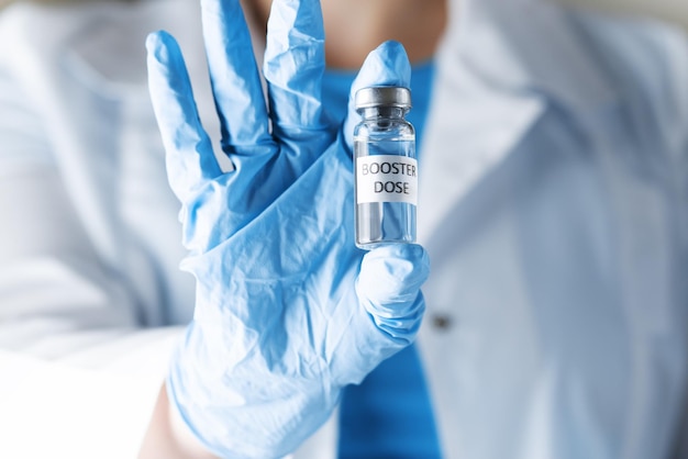 Zdjęcie booster dawki szczepionki przeciwko koronawirusowi trzeci etap szczepienia przeciwko koronawiruszowi na świecie