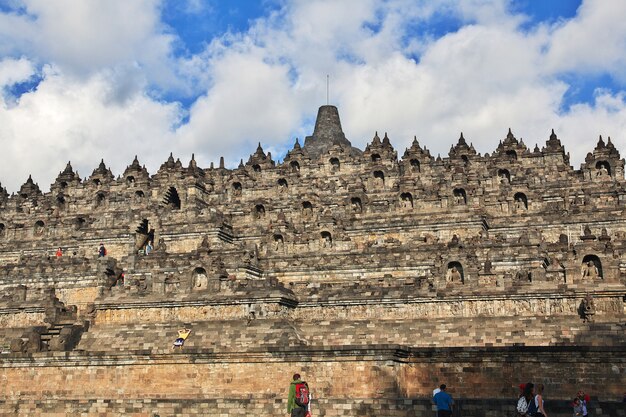 Borobudur, Wielka świątynia Buddyjska W Indonezji
