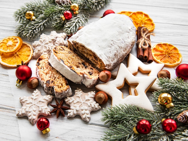 Boże Narodzenie Stollen Na Drewnianym