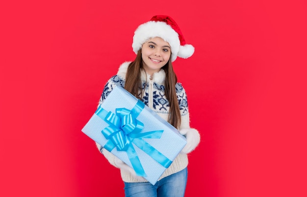 Boże Narodzenie Wakacje Santa Teen Girl Uśmiech Z Xmas Obecny W Studio Teen Girl