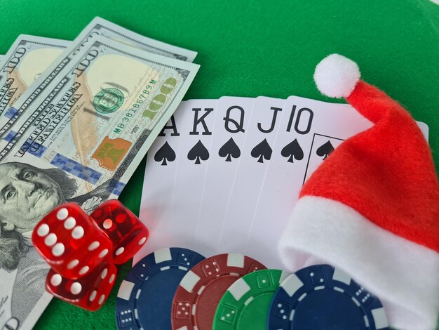 Boże Narodzenie z żetonami do pokera Noworoczne karty i kości
