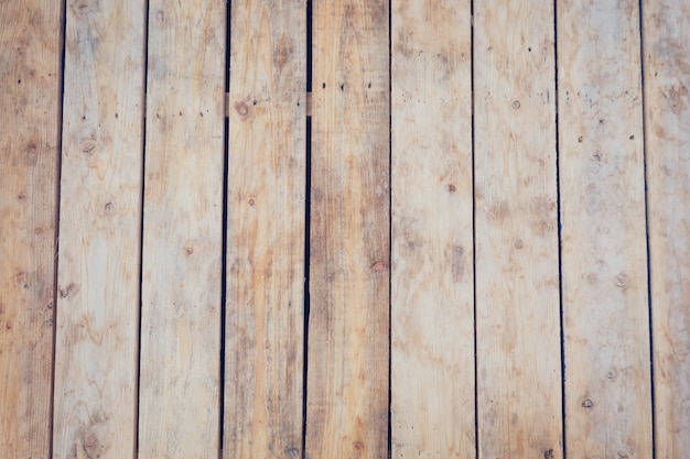 Brązowy panel drewna Montaż wzdłużny w dół Drewniana ściana jest wykonana z drzewa gumowego.