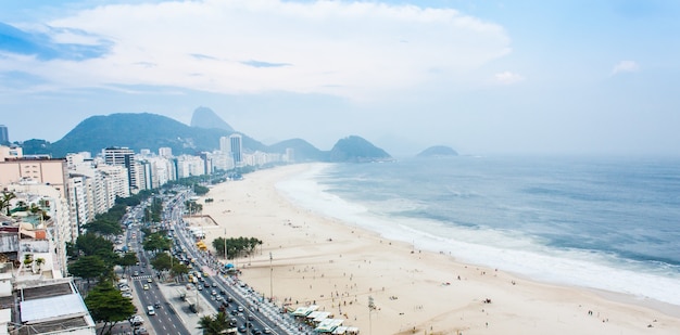 Brazylia, Rio de Janeiro. Słynna plaża Copacabana