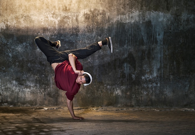 Breakdance Ruchu Nastolatków Modny Styl życia Pojęcie