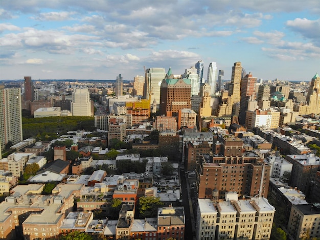 Brooklyn Jest Najbardziej Zaludnionym Z Pięciu Nowojorskich Dzielnic Tradycyjny Budynek W Brooklyn Heights