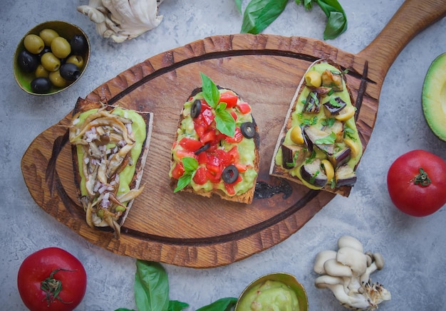 Bruschetta na ciemnym grzbiecie, Różne bruschetta, Widok z góry