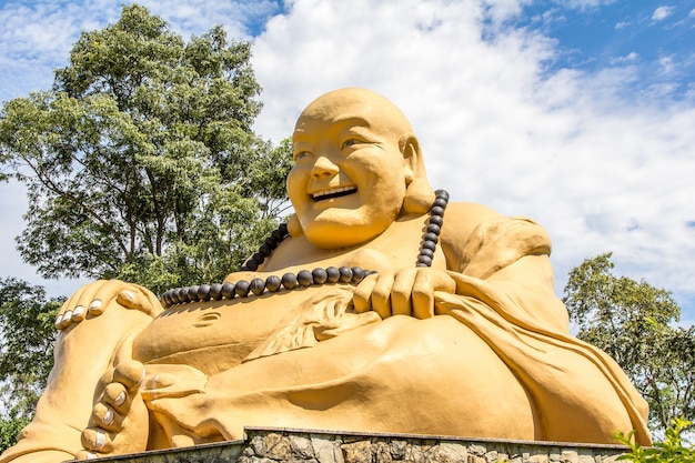 Buddha statua w buddyjskiej świątyni. Foz do iguacu, Brazylia.