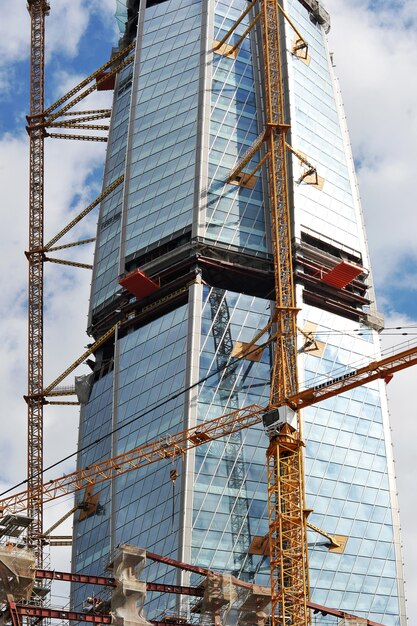 Zdjęcie budowa budynku highwithrise centrum lakhta, gazprom w sankt petersburgu