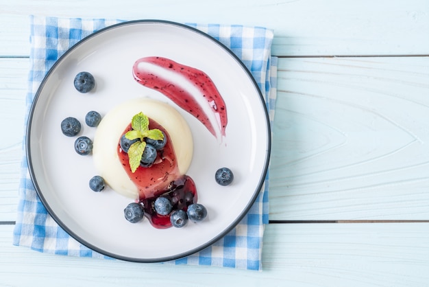 Budyń Jogurt Ze świeżymi Jagodami