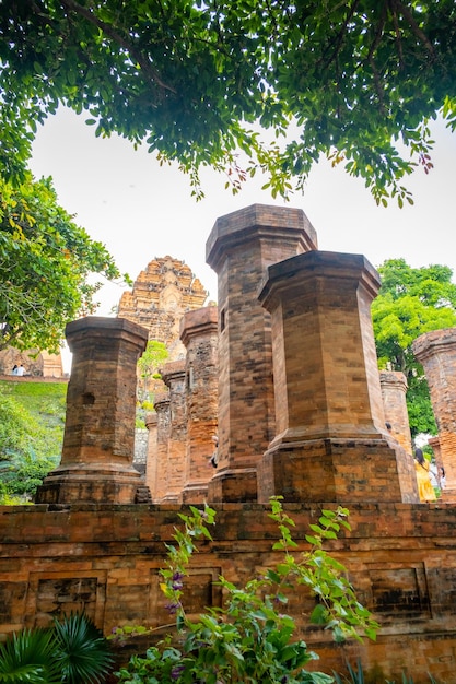 Budynek Po Nagar to wieża świątyni Cham w Wietnamie Nha Trang