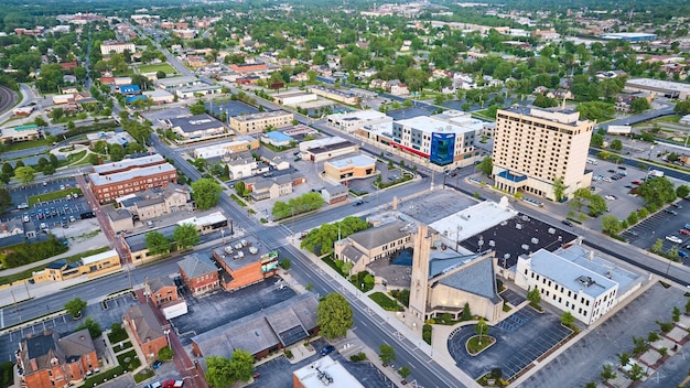 Budynki biurowe w centrum Fort Wayne w stanie Indiana