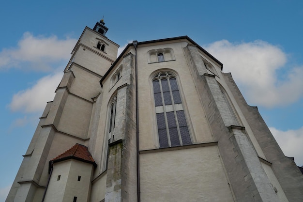 Budynki na Starym Mieście w Ratyzbonie - Bawaria. Światowe dziedzictwo UNESCO w Niemczech.