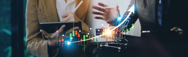 Business Finance Technology and Investment Trading Trader inwestor Inwestor giełdowy Fundusze i aktywa cyfrowe Biznesmen analizujący dane finansowe wykresu handlu forex