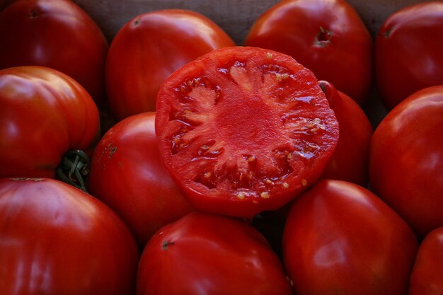 Zdjęcie całkowite zdjęcie pomidorów
