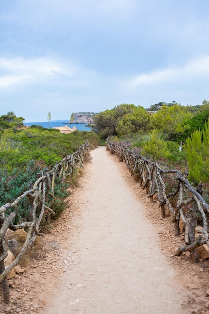 Calo des Moro Majorka Hiszpania Piękny krajobraz plaży egzotyczna tropikalna wyspa natura błękitne morze