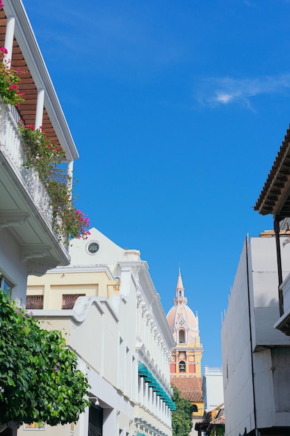 Cartagena kolorowe domy w historycznym centrum