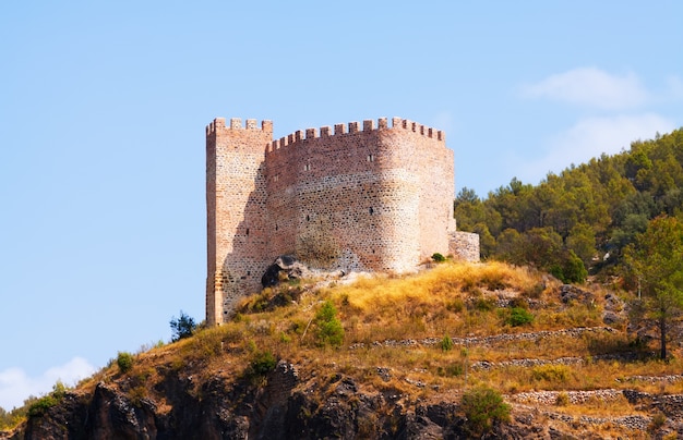 Castillo De Gaibiel W Letni Dzień