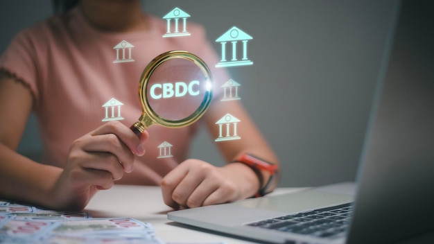 CBDC (Central Bank Digital Currency) - waluta cyfrowa Banku Centralnego i transakcje w różnych walutach, technologia finansowa, wymiana pieniędzy i aktywów cyfrowych.