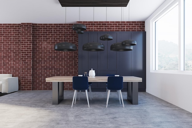 Ceglane wnętrze kuchni z betonową podłogą, masywnym drewnianym stołem i czarnymi krzesłami. W tle czarna szafka. Makieta renderowania 3d z przodu